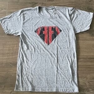 Men's Gray Graphic Tee with Red & Black Emblem